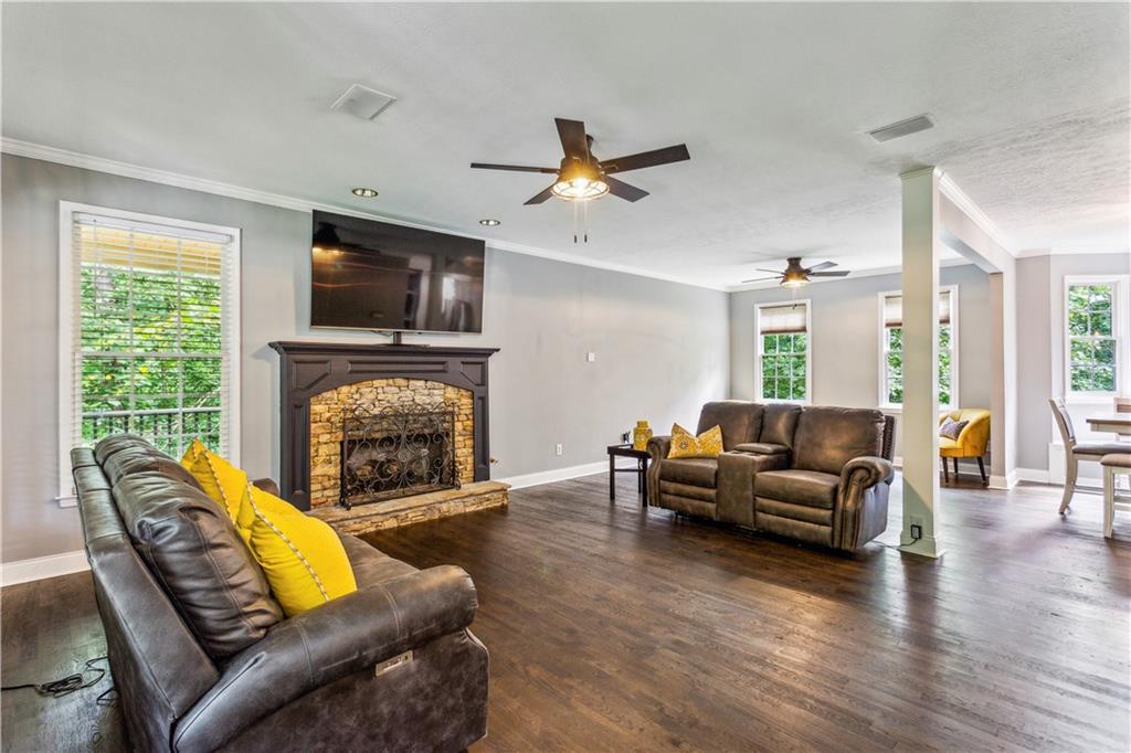 190 Rose Ridge Drive
