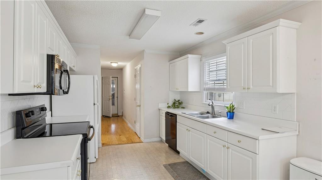 225 Woodstream Way