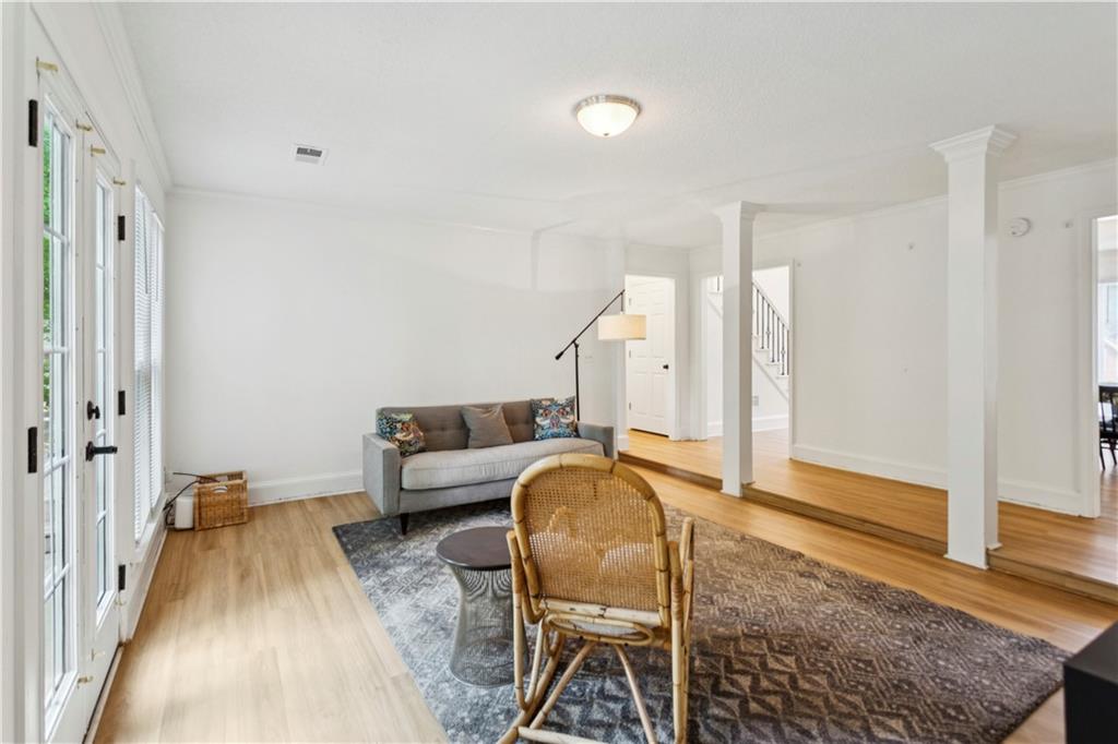 1441 Livingston Drive SW