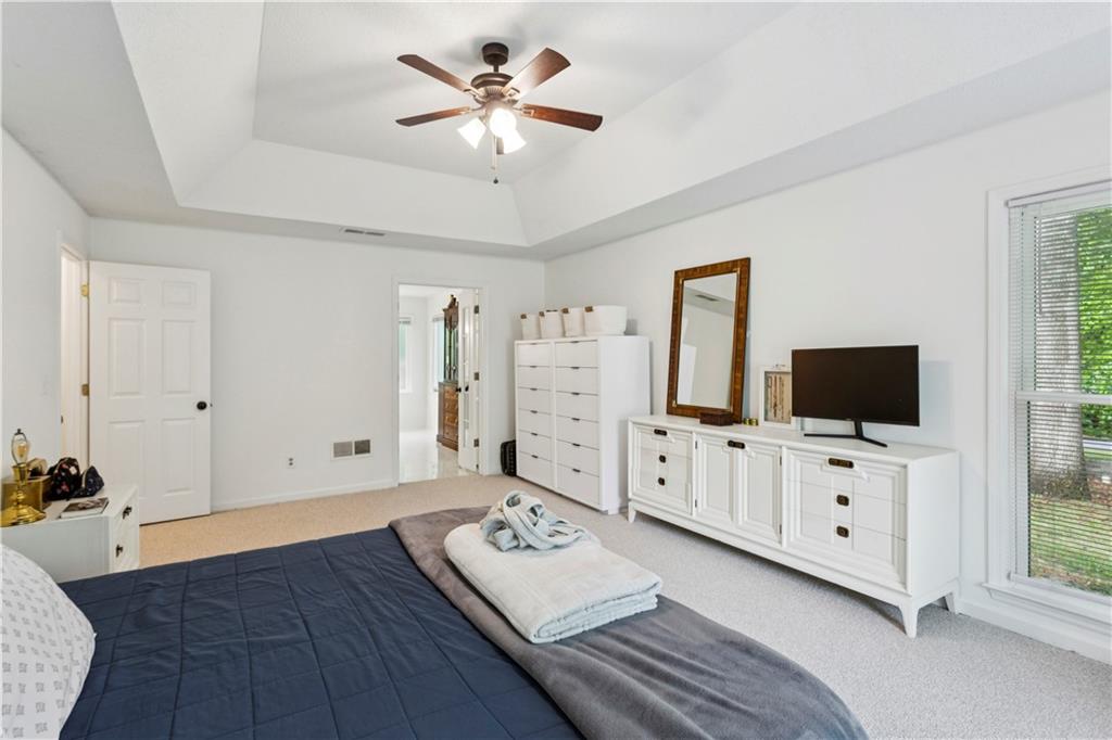 1441 Livingston Drive SW
