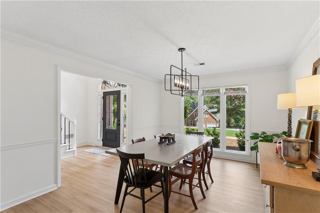 1441 Livingston Drive SW