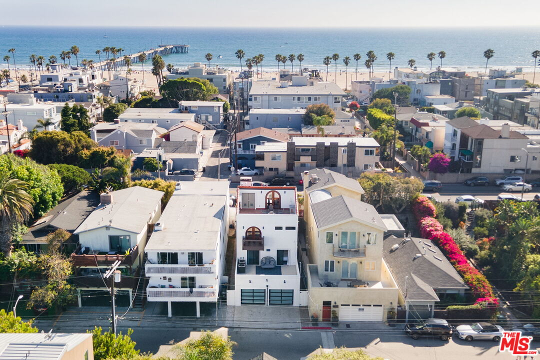 2908 Pacific Ave