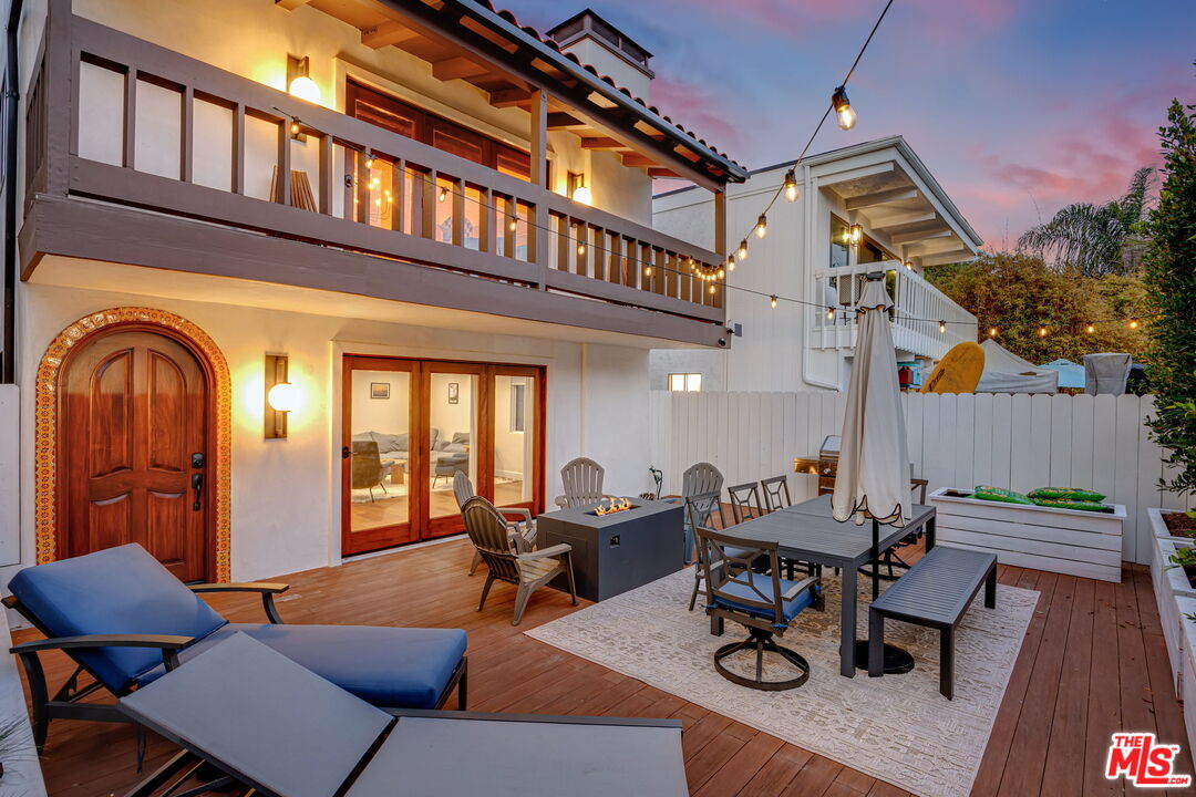 2908 Pacific Ave