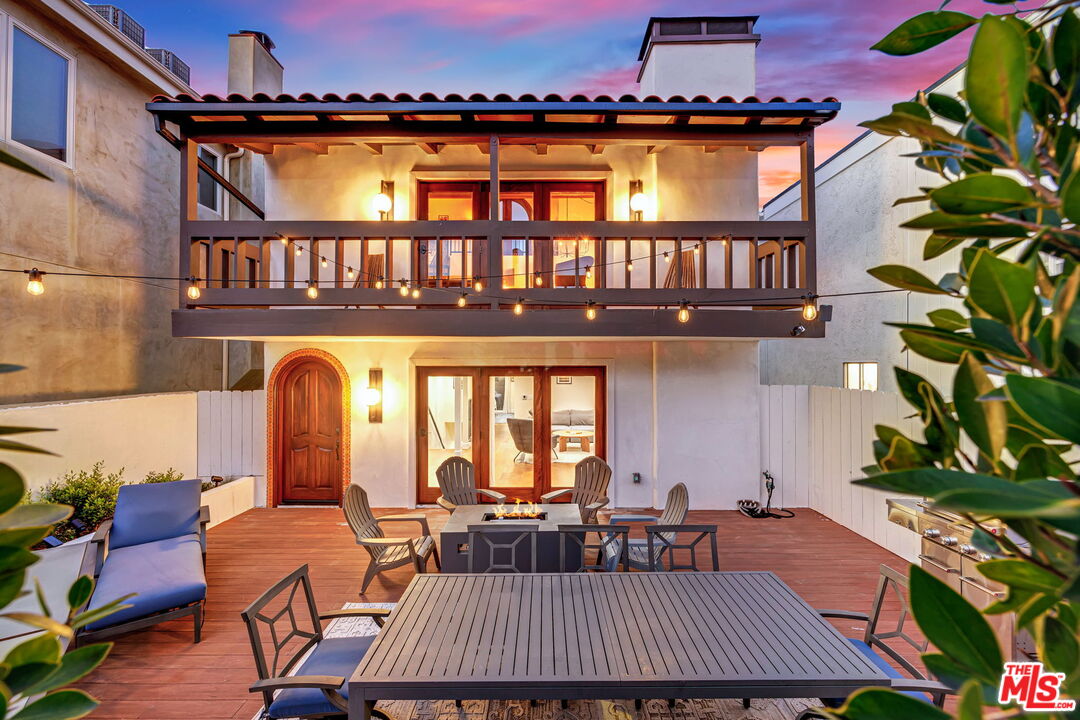 2908 Pacific Ave
