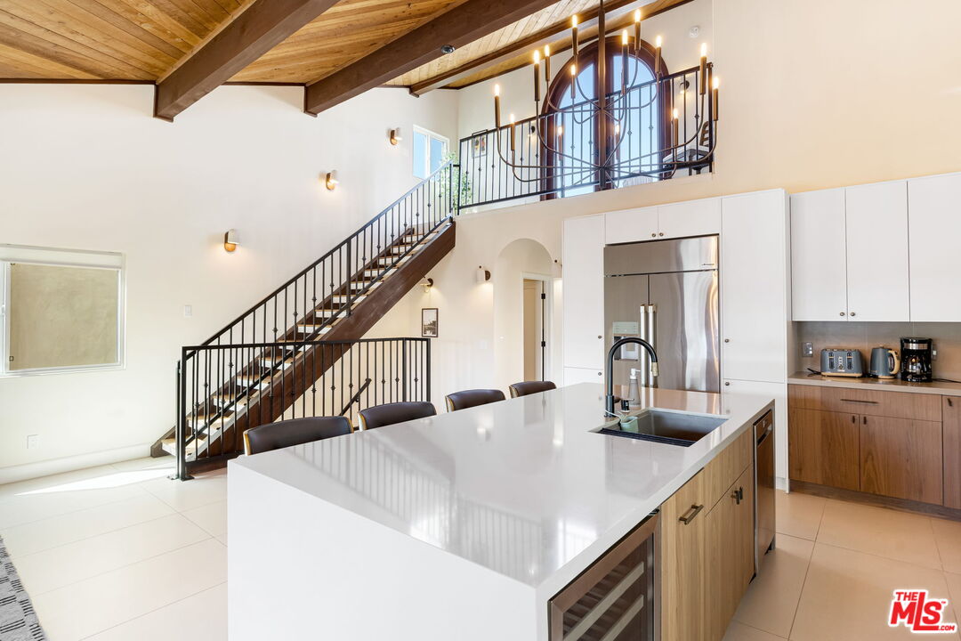 2908 Pacific Ave