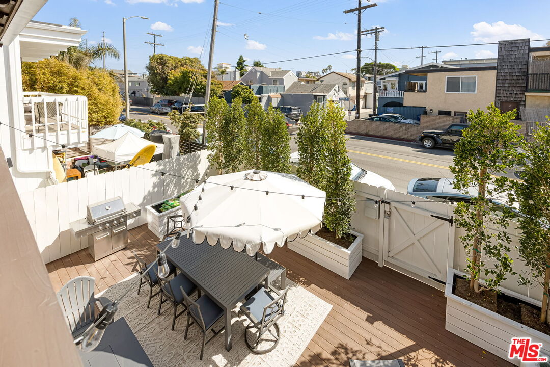 2908 Pacific Ave