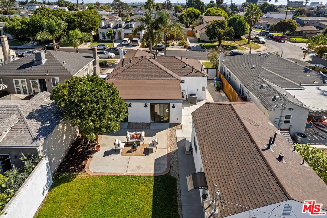8507 Naylor Ave