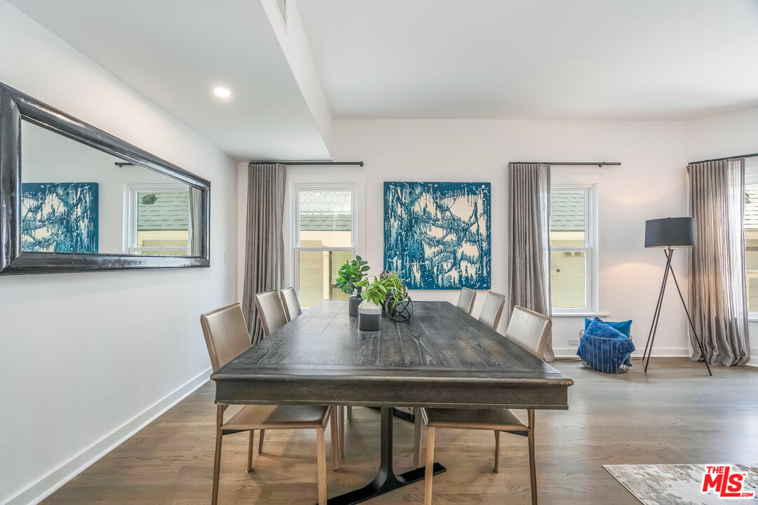 2622 2nd St Unit: 2