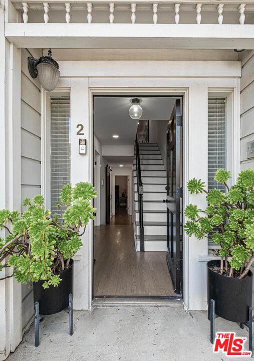 2622 2nd St Unit: 2