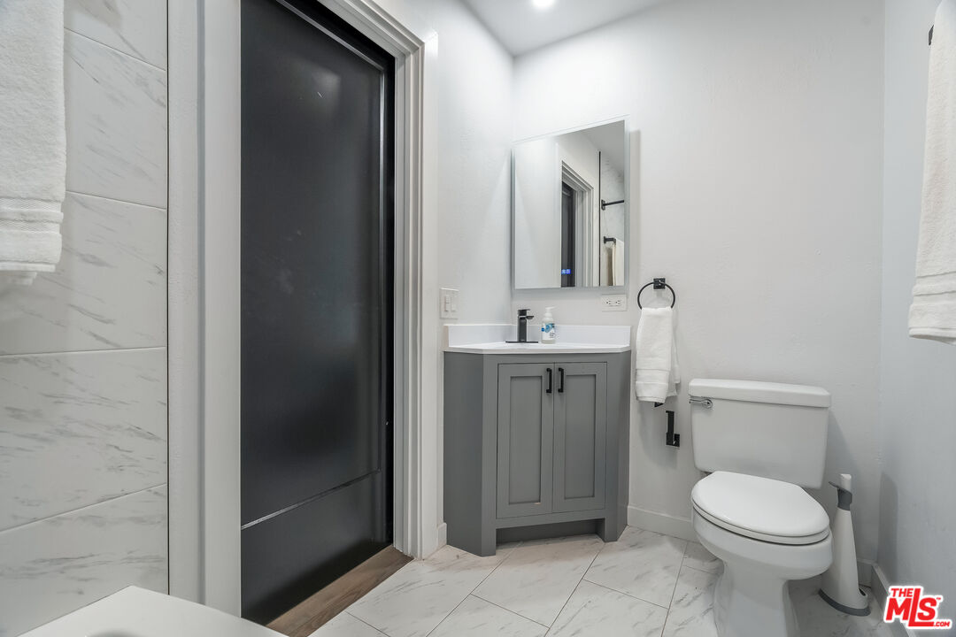 2622 2nd St Unit: 2