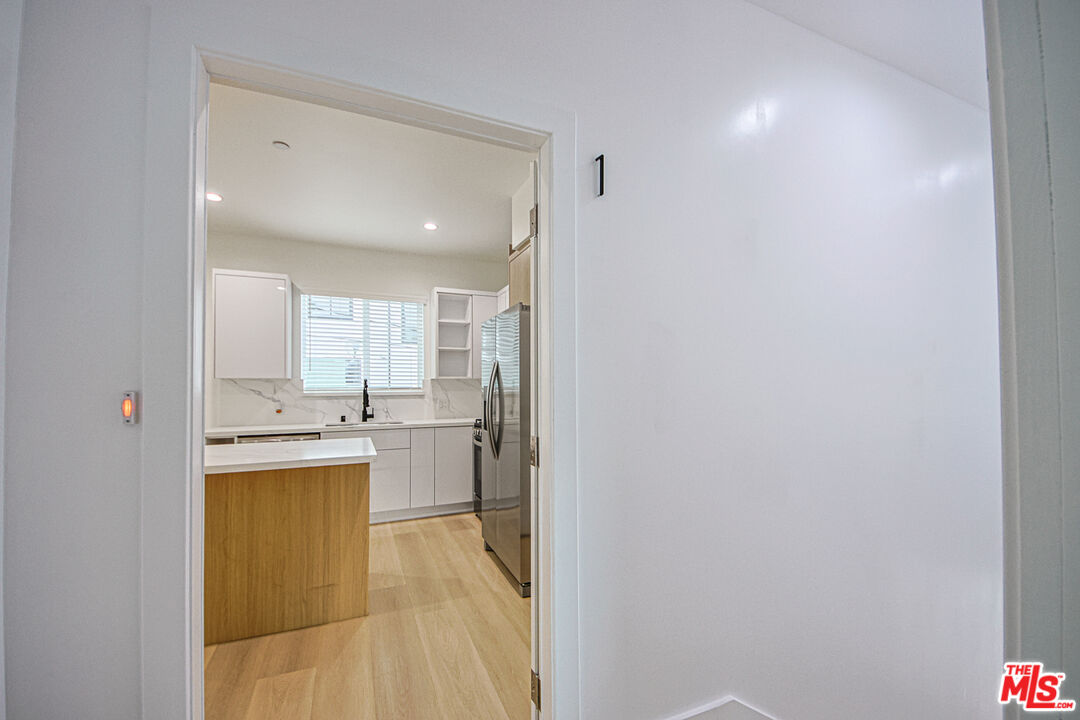 1321 N June St Unit: 1