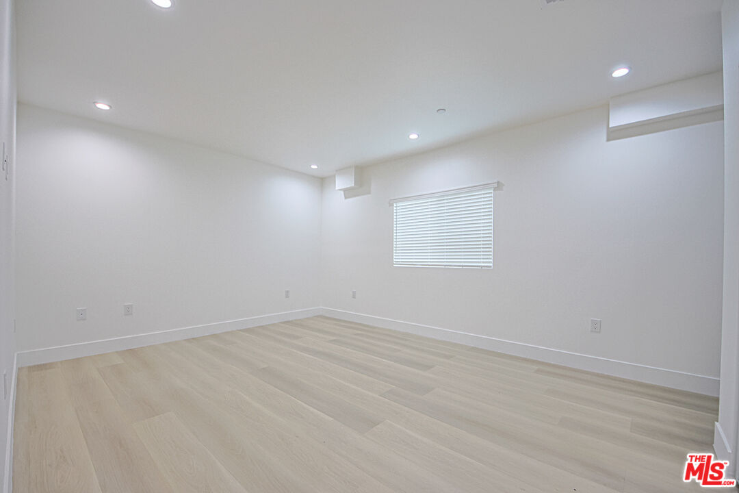 1321 N June St Unit: 3