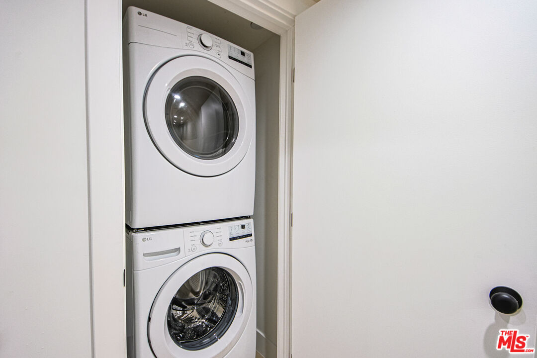1321 N June St Unit: 3