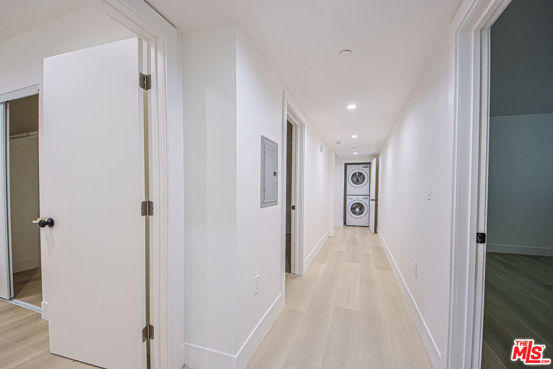 1321 N June St Unit: 3