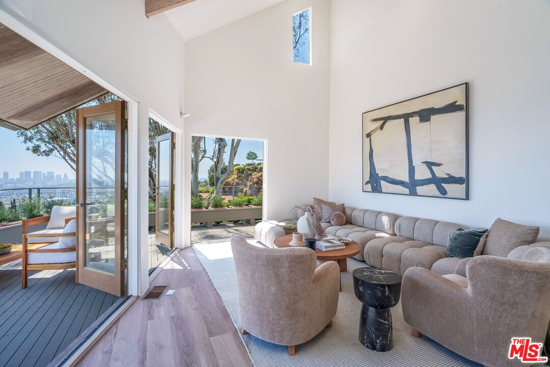 1394 Miller Dr