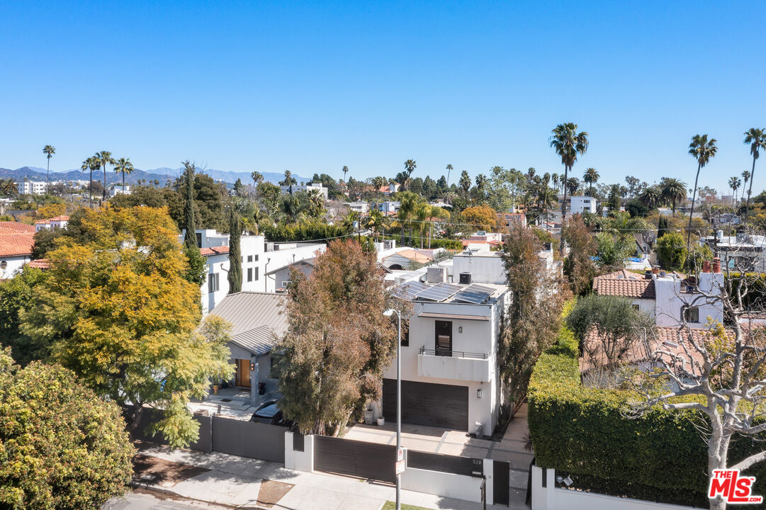 528 N Crescent Heights Blvd
