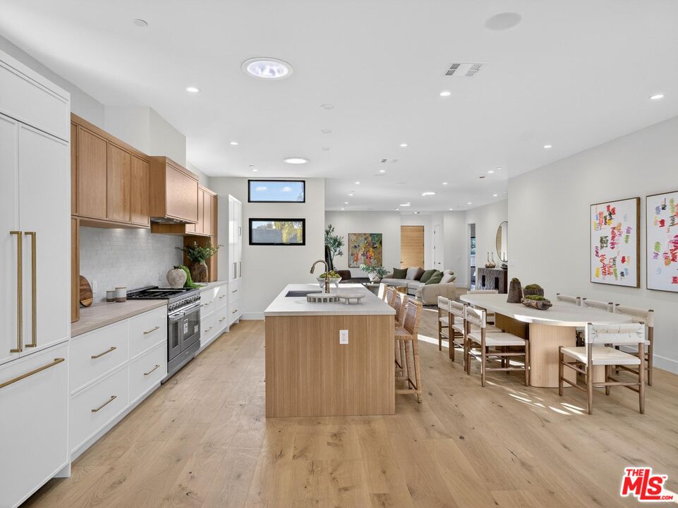 8404 Gonzaga Ave