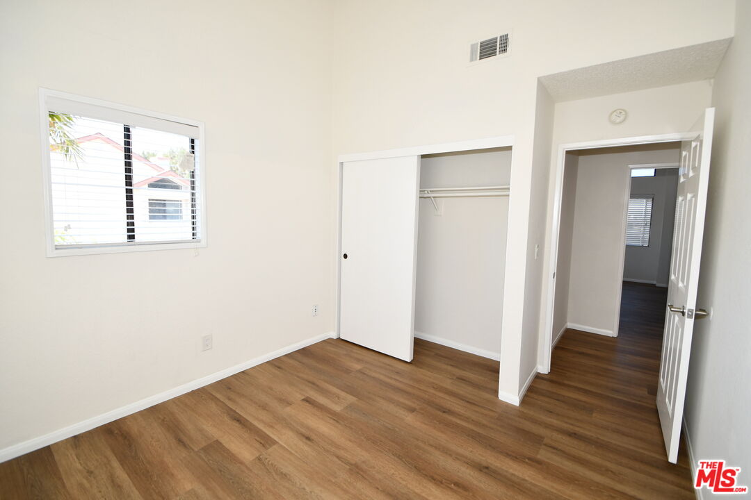 15111 Freeman Ave Unit: 1