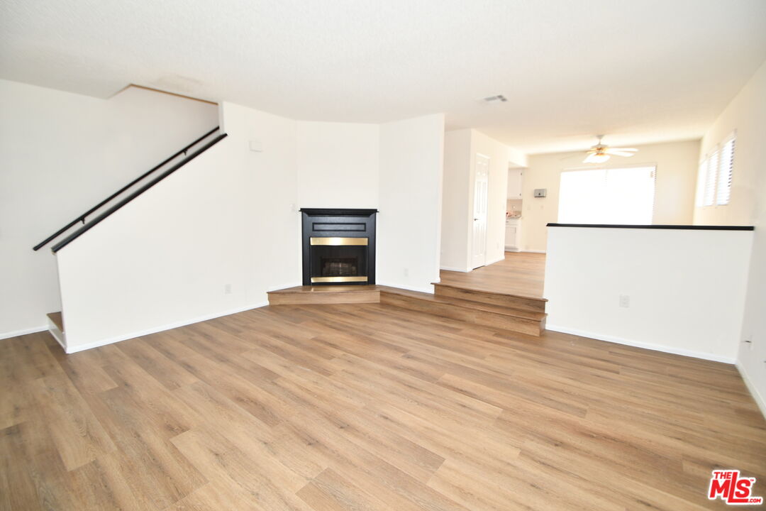 15111 Freeman Ave Unit: 1