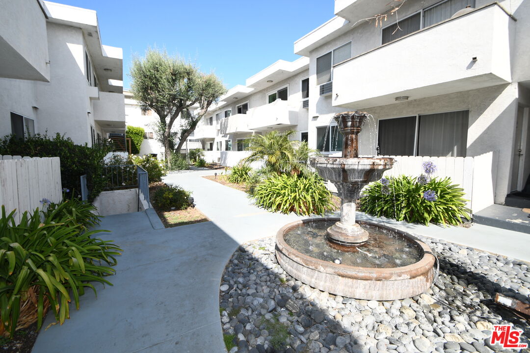 2884 Sawtelle Blvd Unit: 114