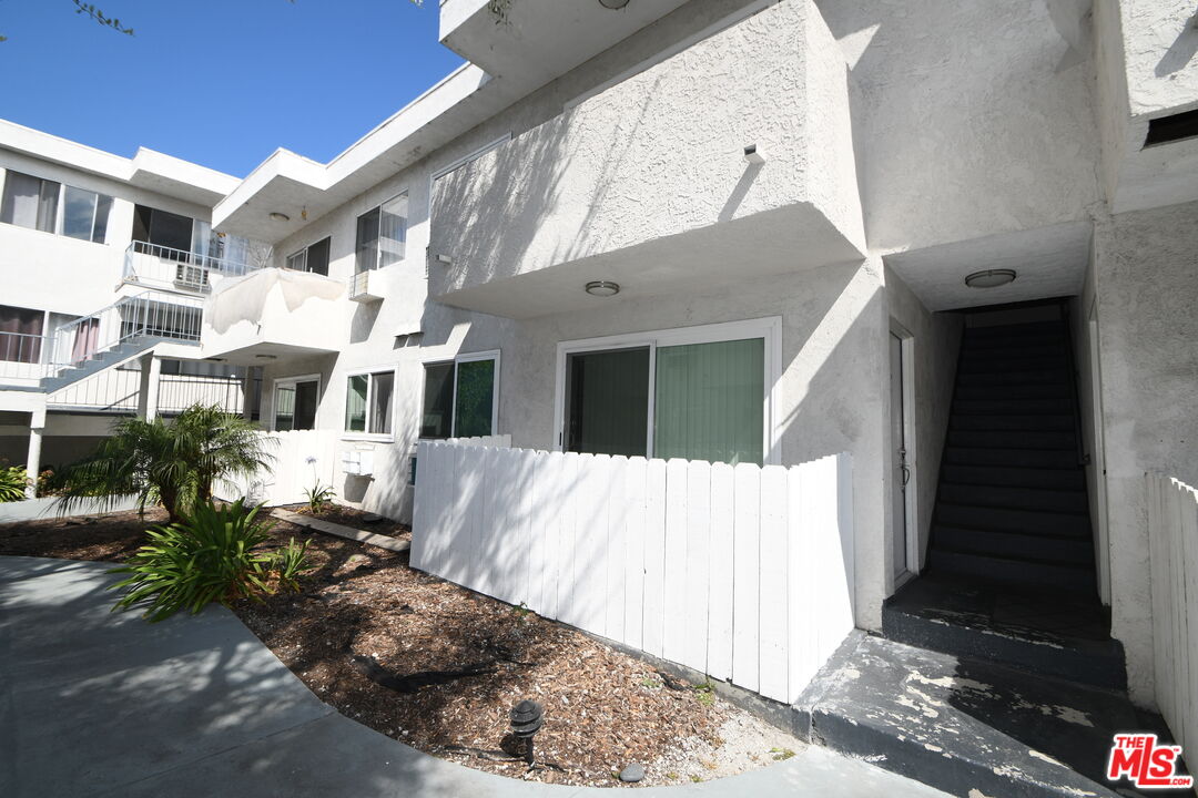 2884 Sawtelle Blvd Unit: 114