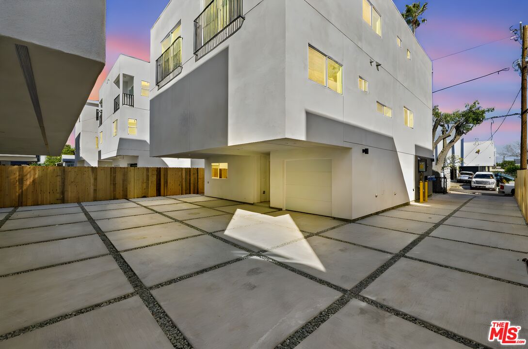 5651 Case Ave