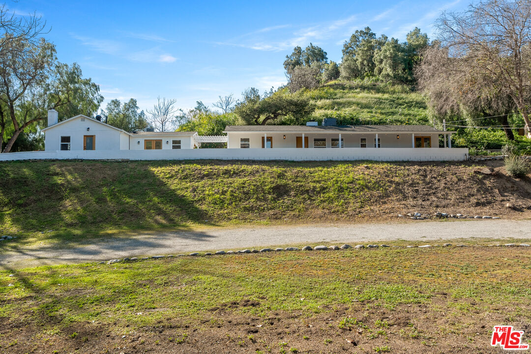 10311 Wheatland Ave