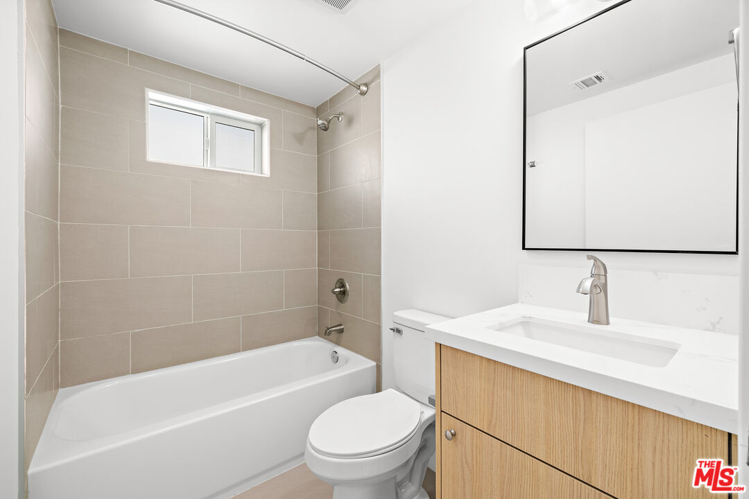 5649 Case Ave Unit: 1