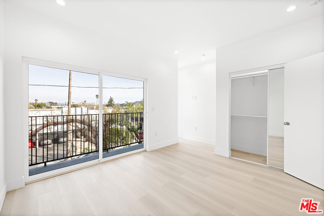 5649 Case Ave Unit: 1