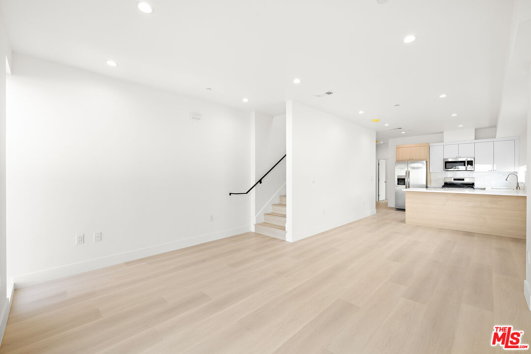 5649 Case Ave Unit: 1