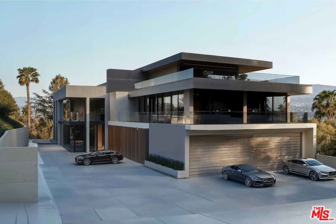 17229 Oak View Dr