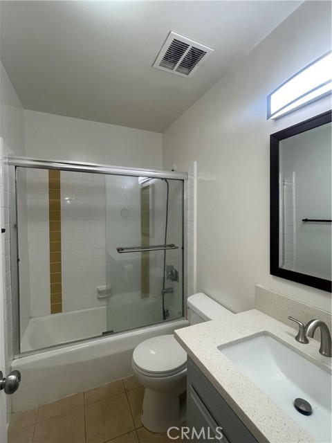 8041 Redlands Unit: 2