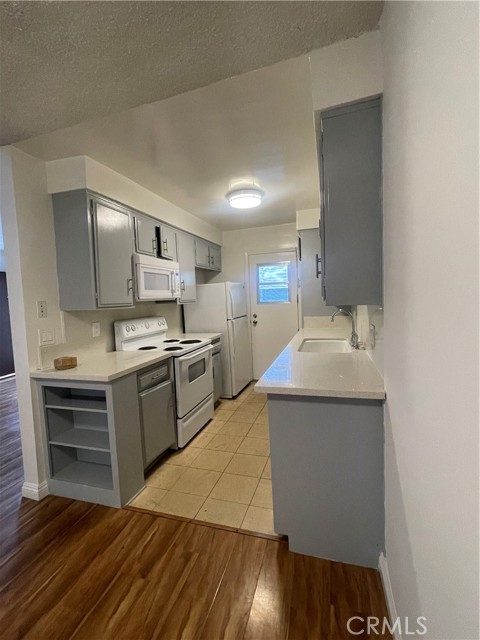 8041 Redlands Unit: 2
