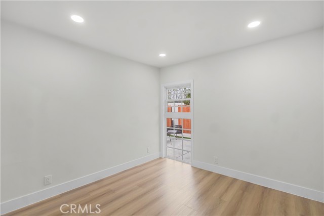 2055 Avenida Aprenda