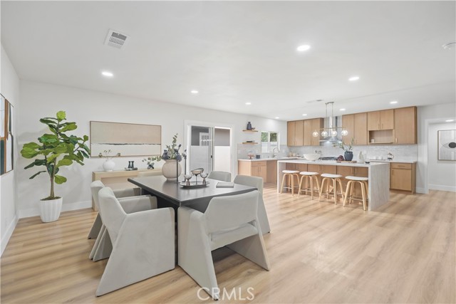 2055 Avenida Aprenda