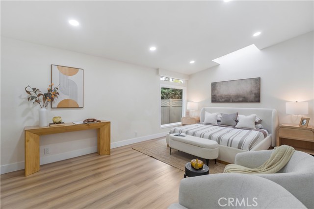 2055 Avenida Aprenda