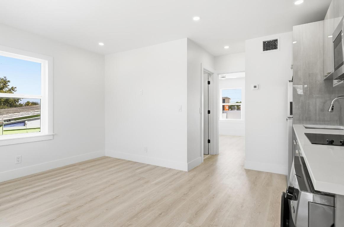 5909 Dixie Highway 2a