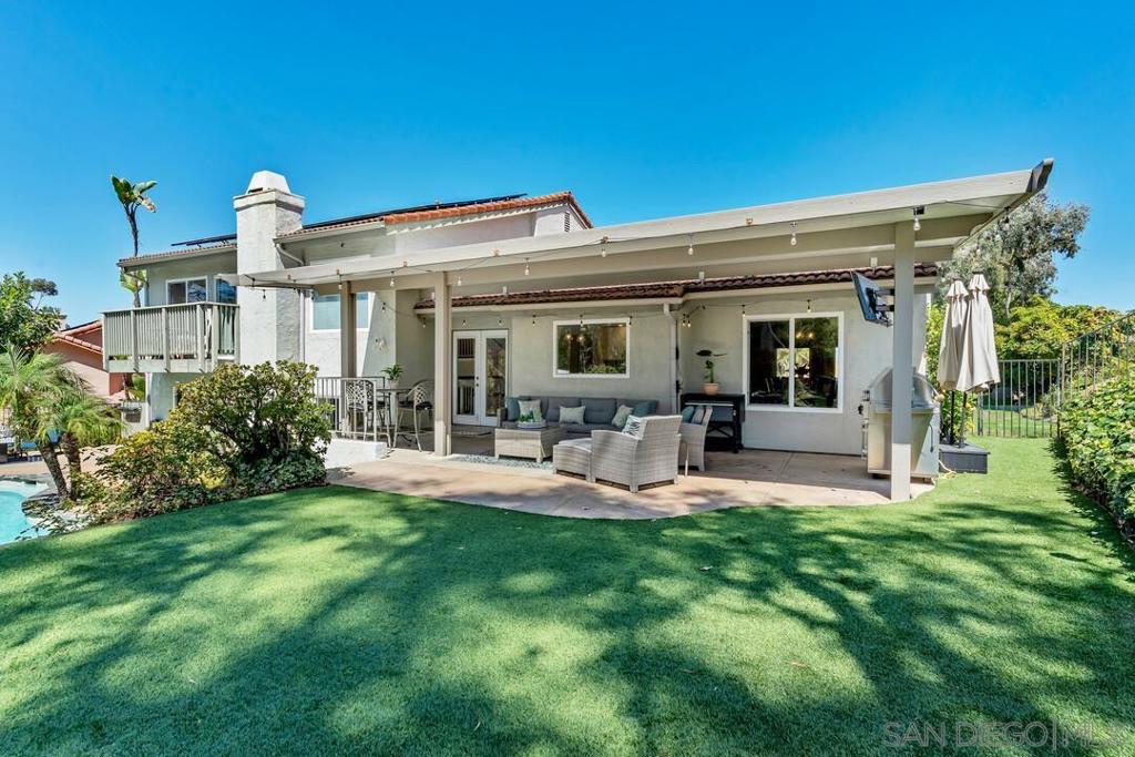 3429 Lomas Serenas
