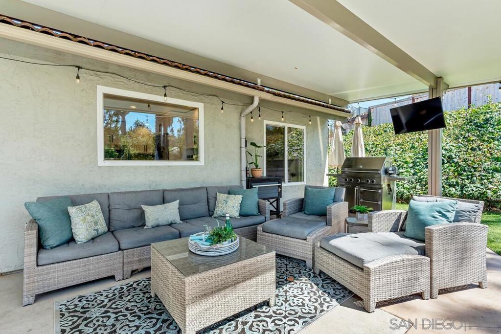 3429 Lomas Serenas