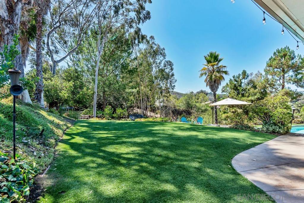 3429 Lomas Serenas