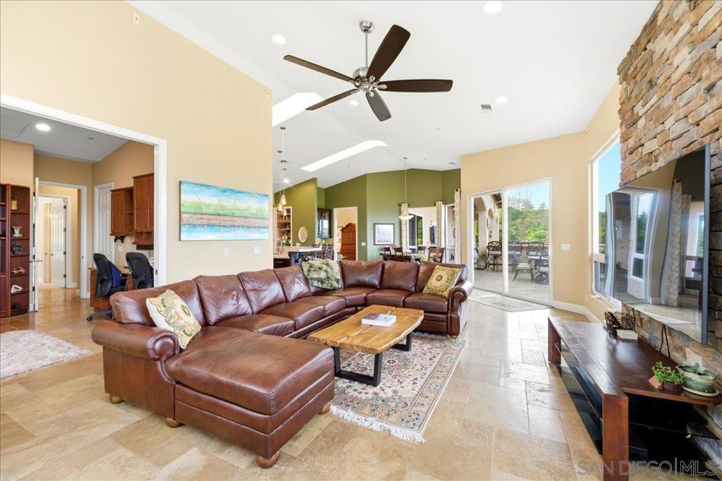 11568 Minneola Cir