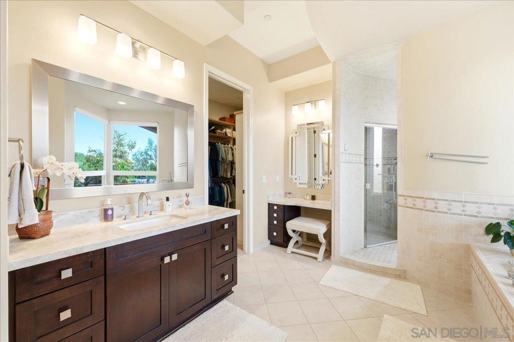11568 Minneola Cir