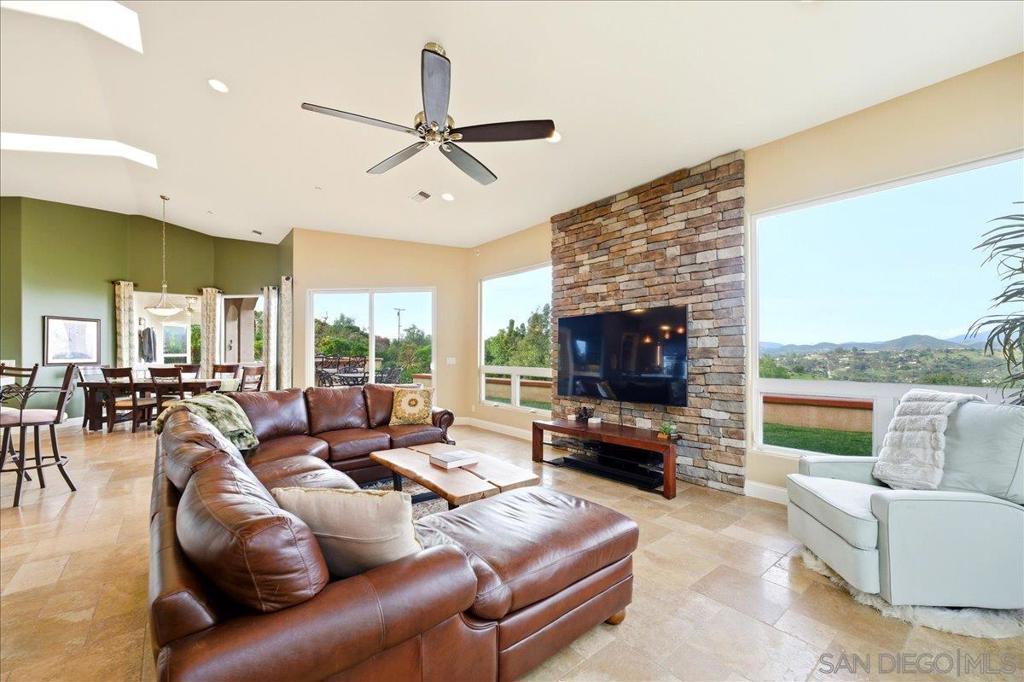 11568 Minneola Cir