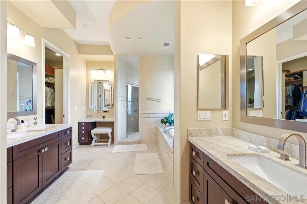 11568 Minneola Cir