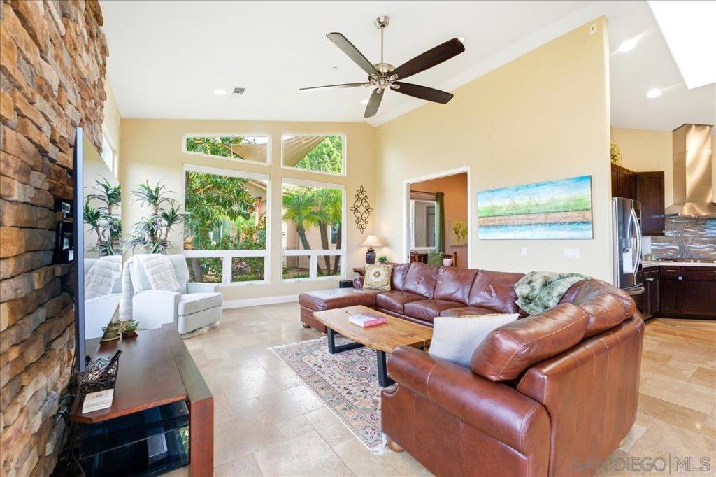 11568 Minneola Cir