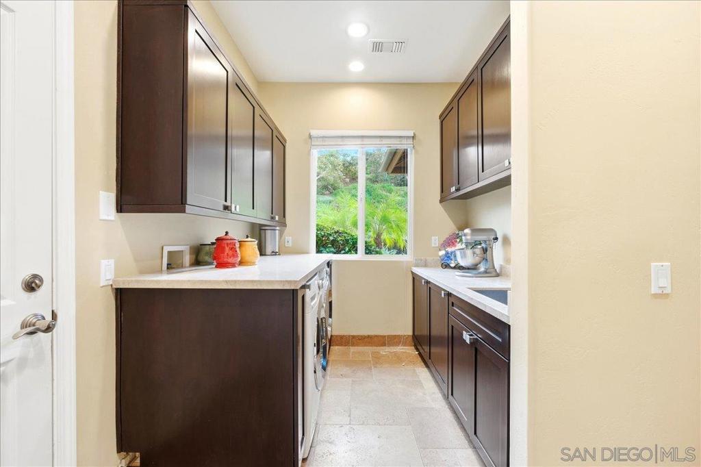 11568 Minneola Cir