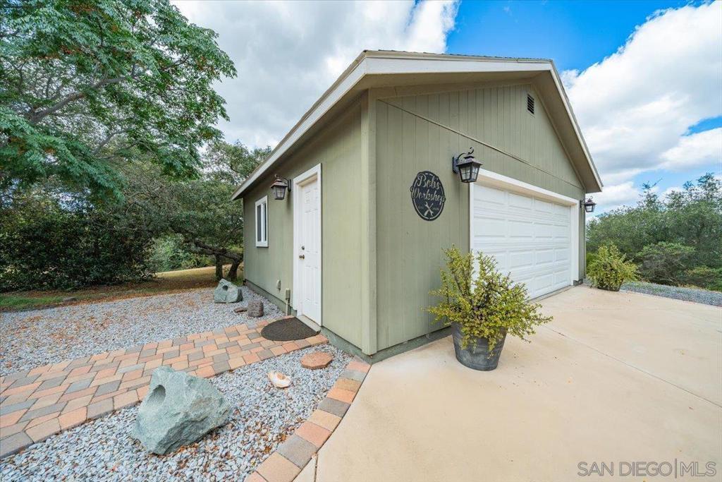 13603 Woodstock