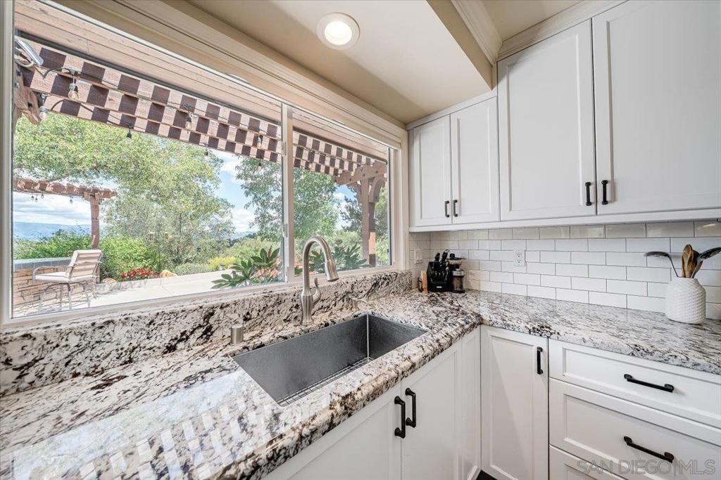 13603 Woodstock