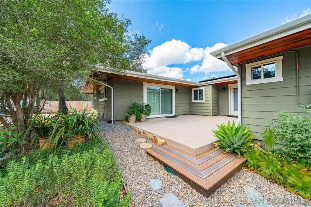 13603 Woodstock
