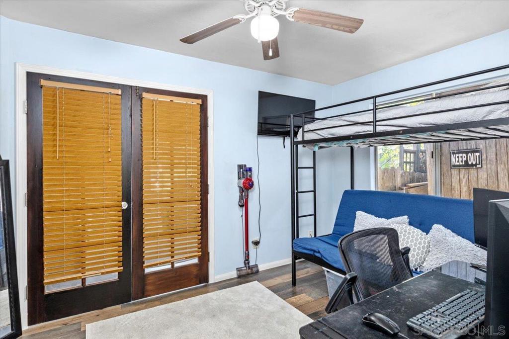 2337 Fallingleaf